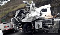 Condutor-morre-em-capotamento-de-veículo-na-br-265-em-barbacena-03