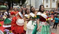 Desfile-das-Rosas-em-Barbacena-foto-Januário-Basílio-16