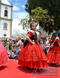 Desfile-das-Rosas-em-Barbacena-foto-Januário-Basílio-32