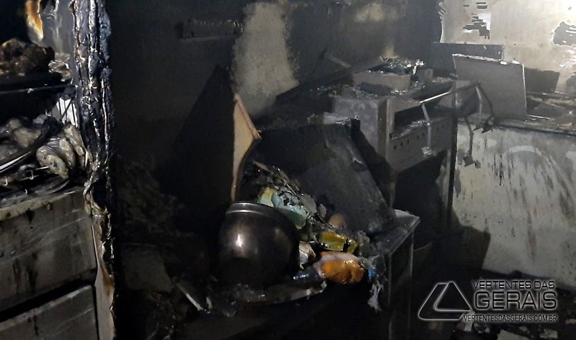 INCENDIO-BARBACENA-01