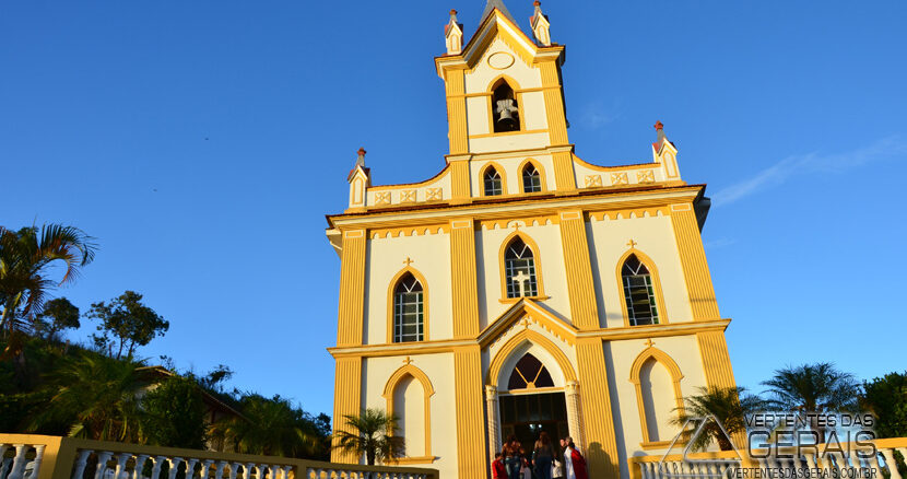 Igreja-de-Santana-antônio-carlos-mg-foto-januario-basilio
