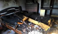 Incêndio-atinge-quarto- de-residência-no-bairro-joão- Paulo-II-em-barbacena-02