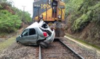 acidente-em-cruzamento-com-linha-férrea