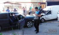 colisão-entre-veículos-no-bairro-do-carmo-em-barbacena-02