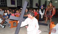 encenação-da-paixao-morte-eressureição-de-cristo-na-igreja-da-penha-em-barbacena-11