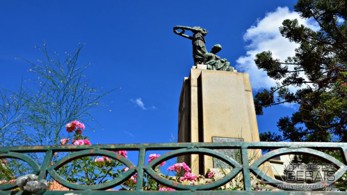 praça-dos-andradas-01