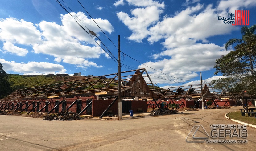 revitalização-do-parque-de-exposições-de-barbacena-foto-na-estrada-com-janu-03