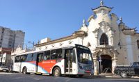 ônibus-da-empresa-Cidade-das-Rosas-em-Barbacena-foto-Januário-Basílio